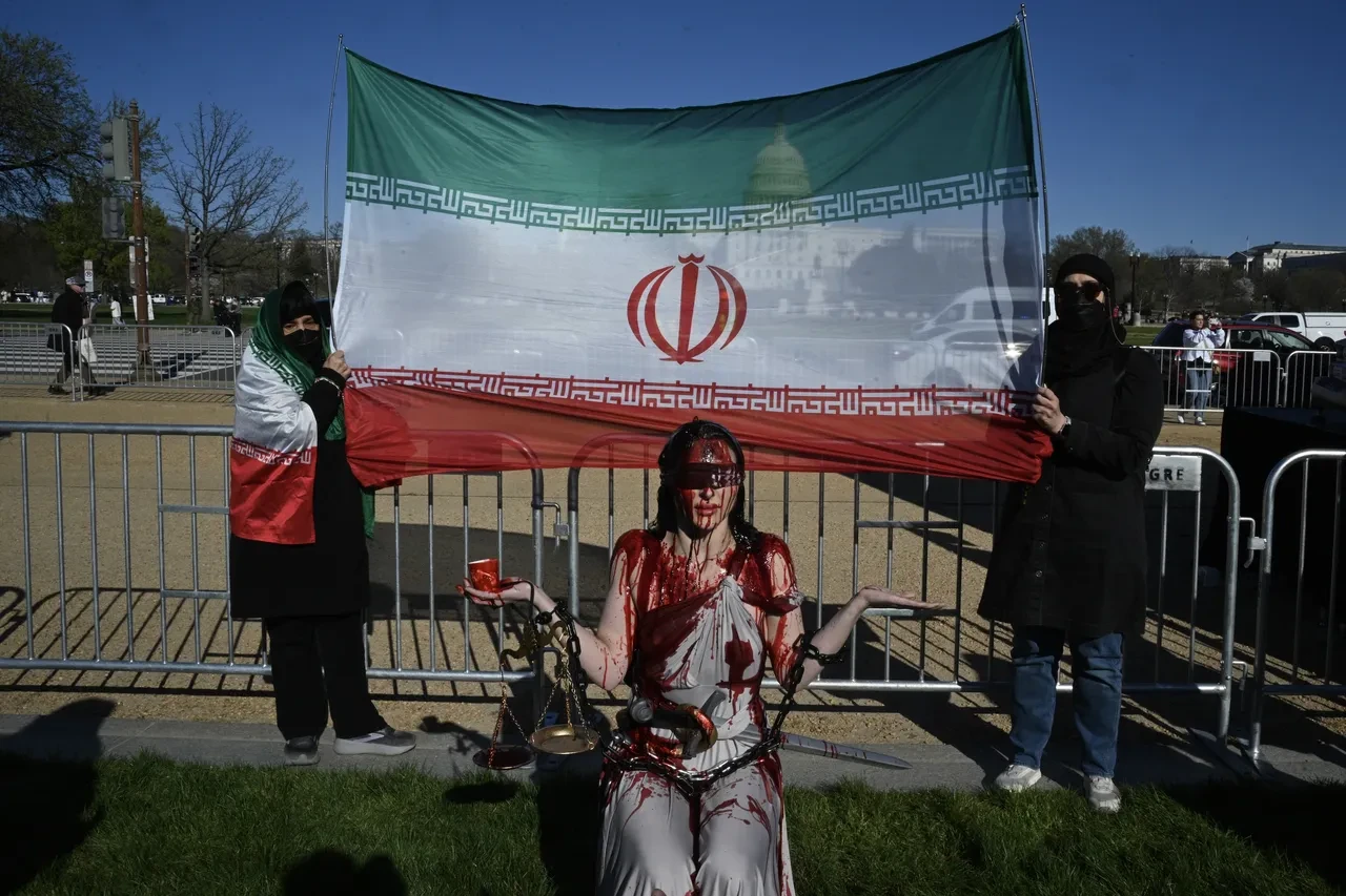 ABD'de 'Krallara hayır' protestosu! Donald Trump karşıtları meydanlara indi