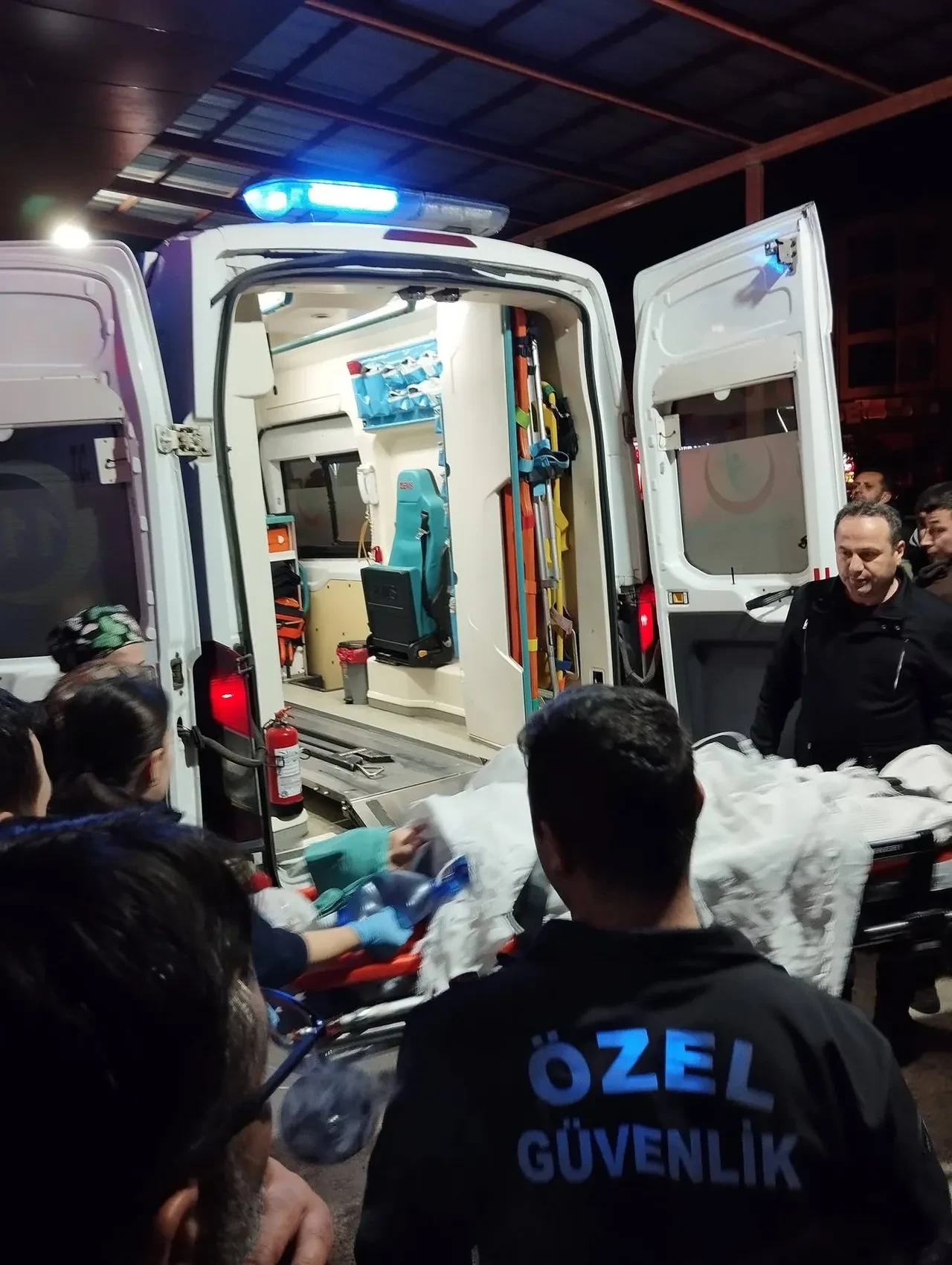 CHP'li Hasbi Dede'nin taciz ettiği iddia edilen kız çocuğuna araba çarptı: Durumu ağır