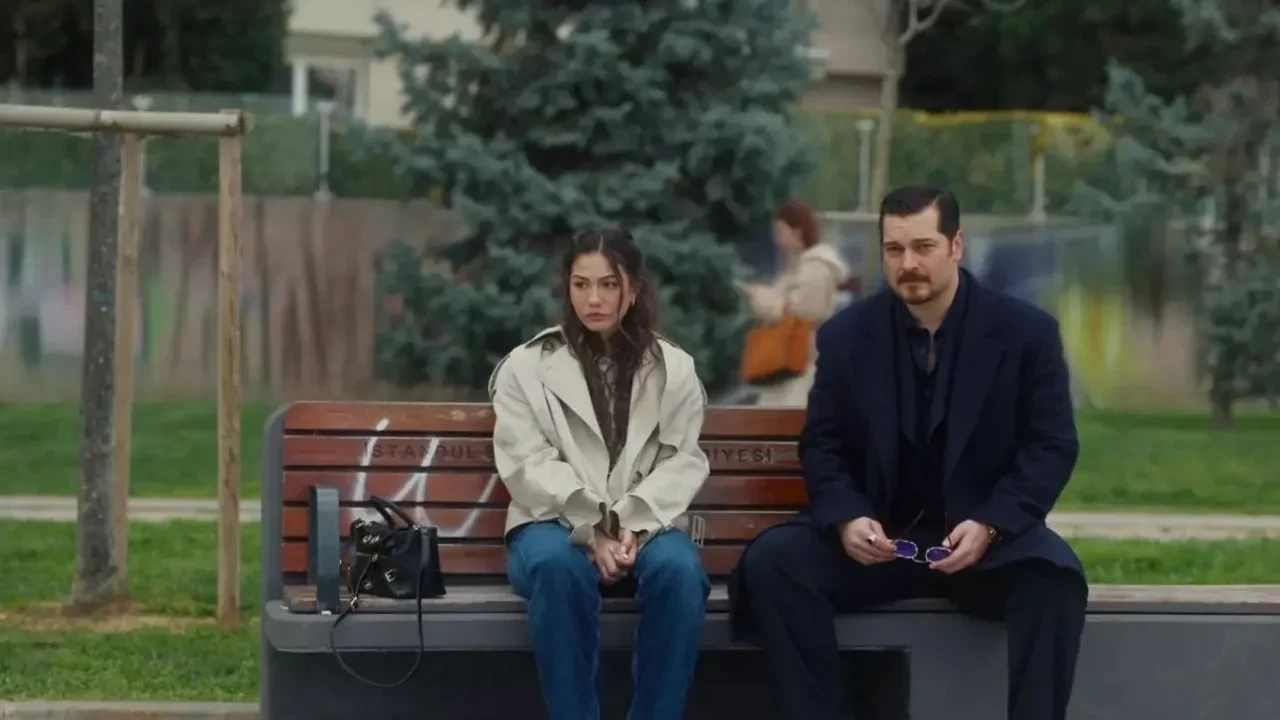 Eşref Rüya’nın senaristi sessizliğini bozdu! İzleyiciye sitem dolu açıklamalar