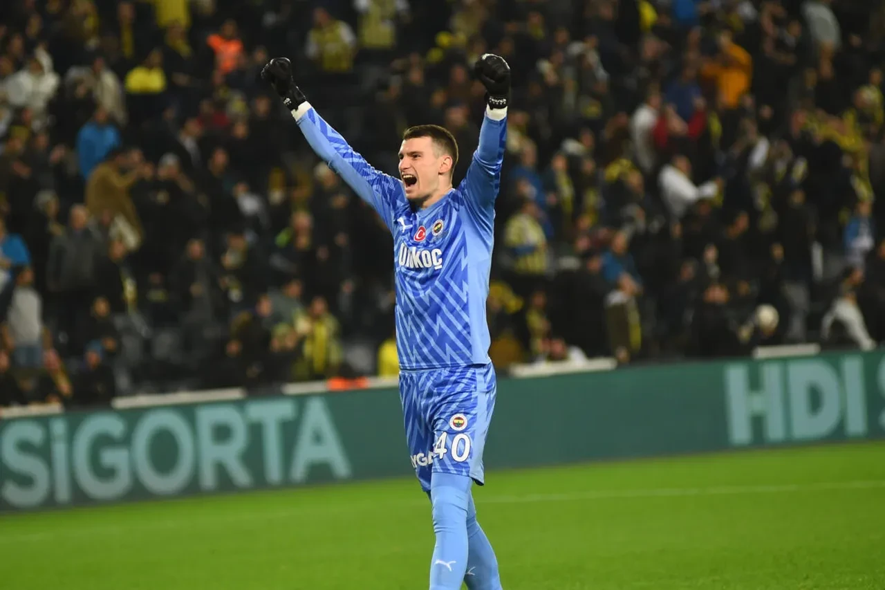 Fenerbahçe ve Dinamo Zagreb arasında 1.5 milyon Euroluk kaleci transferi!