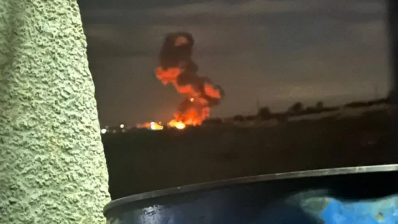 İsrail Lübnan'ı bombaladı: Çok sayıda ölü ve yaralı var