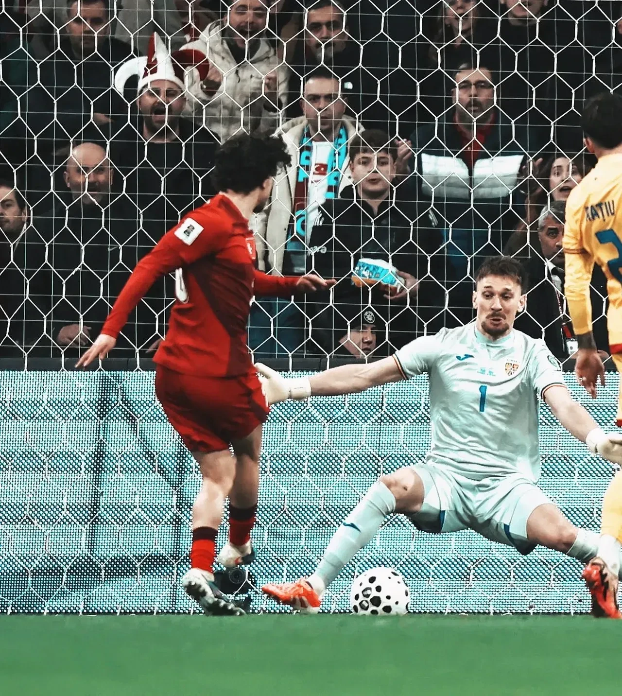 Mircea Lucescu hastanede konuştu ve Türkiye-Romanya maçını hatırlattı!