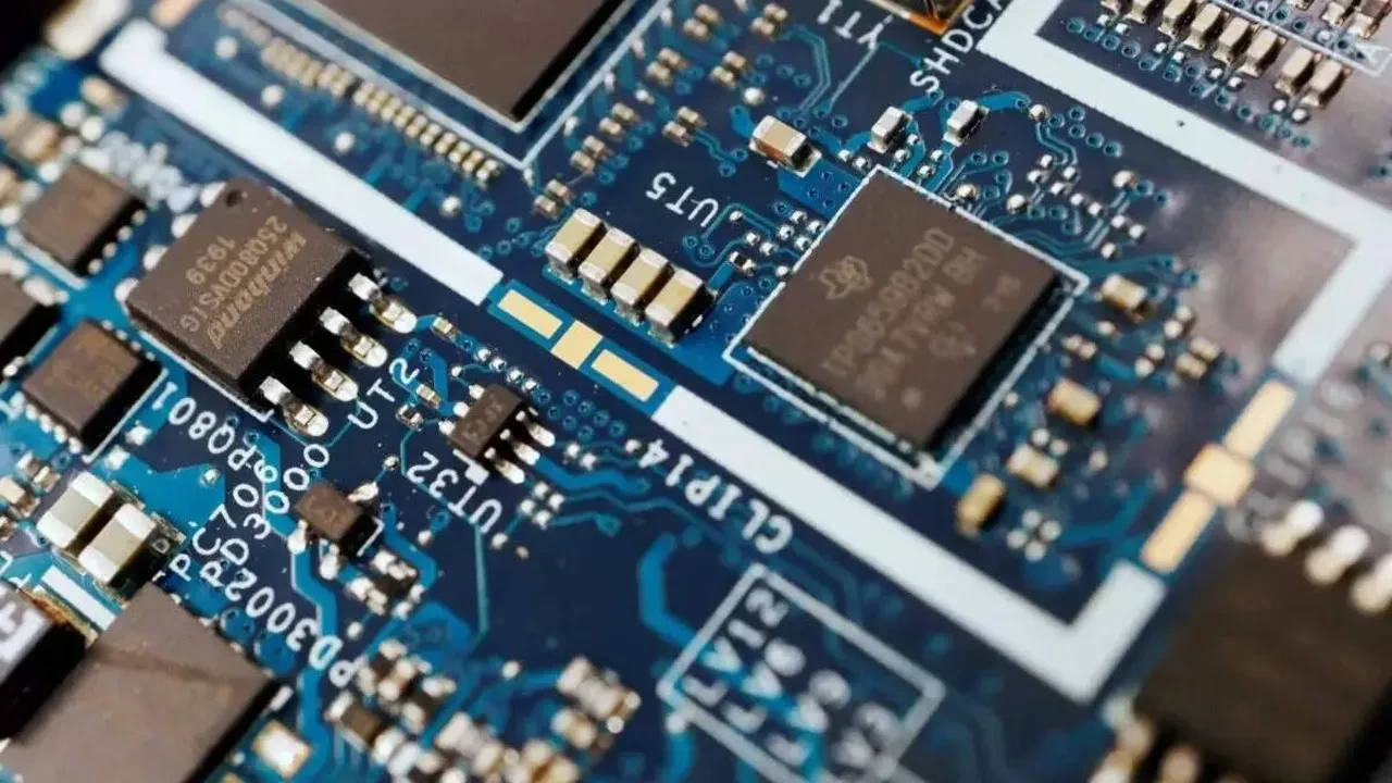 Orta Doğu'daki gerilim teknolojiyi de etkiledi: Helyum tedariki çöküşün eşiğinde