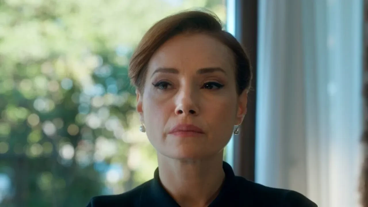 Özgü Namal’dan bomba itiraf! Kıskanmak dizisi yakında final yapıyor