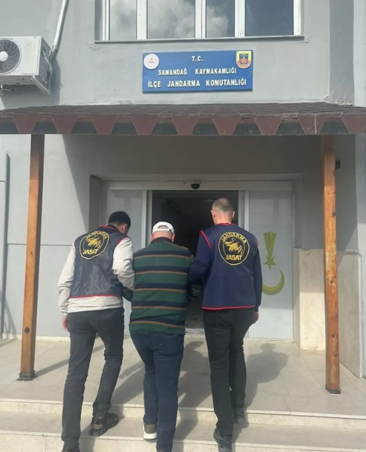 Sahte isimle sigortasız işlerde çalıştı, yetmedi kendi için kayıp başvurusu yaptı! 9 yıldır aranan 'hayaleti' JASAT yakaladı