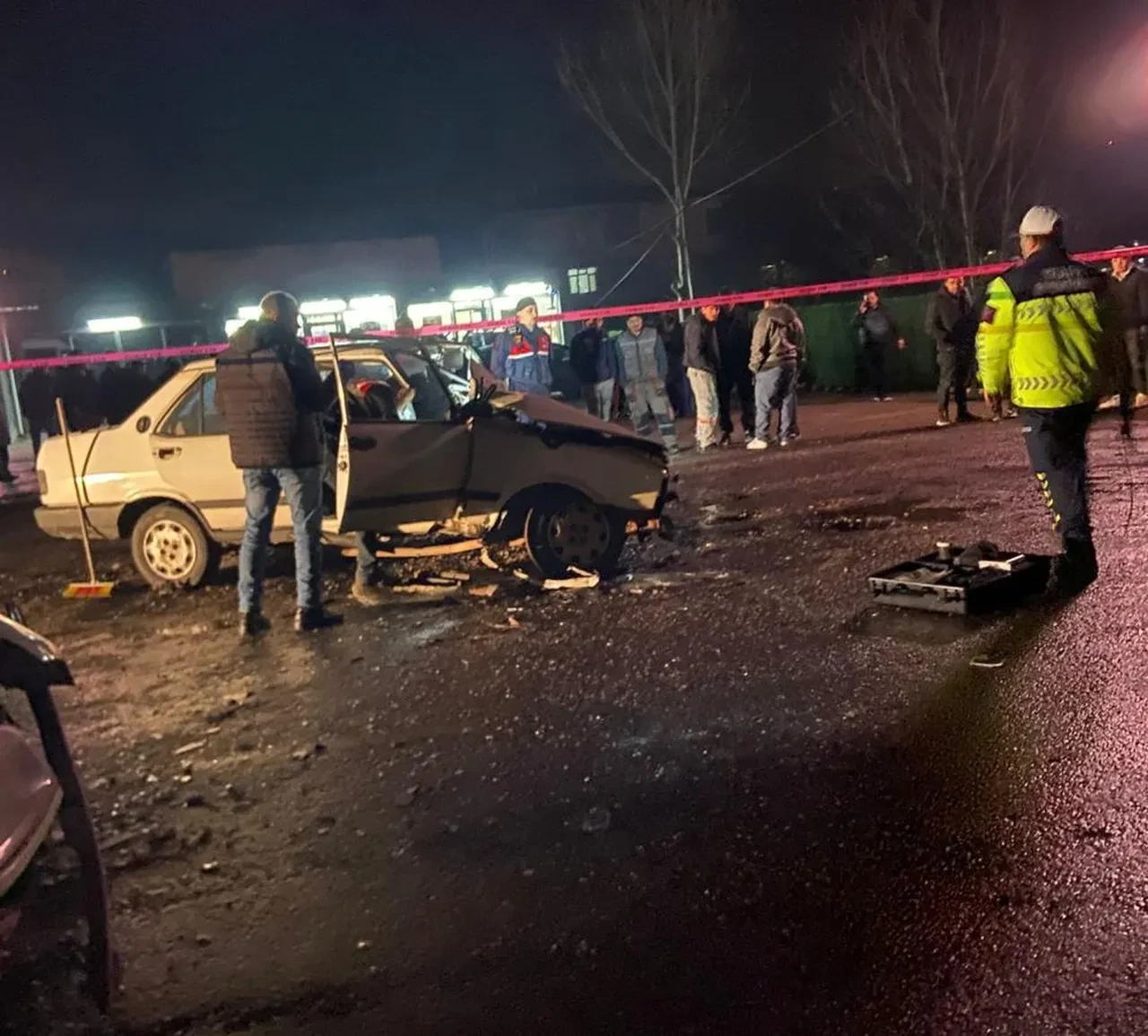 Zonguldak'ta feci kaza: Biri ağır 12 kişi yaralı