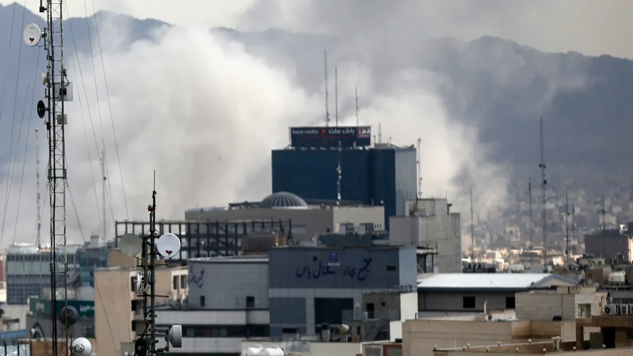 ABD-İsrail'in İran'a saldırılarından yeni görüntüler