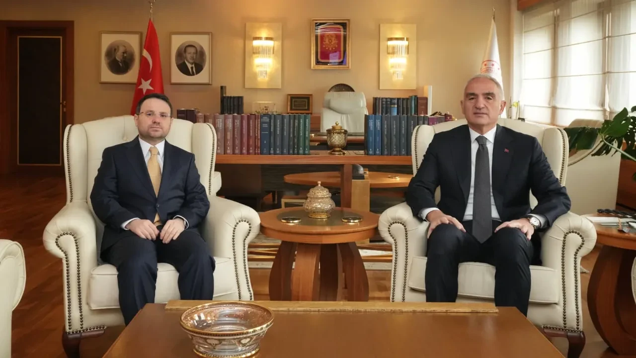 Akın Gürlek’ten Kültür Ve Turizm Bakanı Mehmet Nuri Ersoy’a ziyaret!
