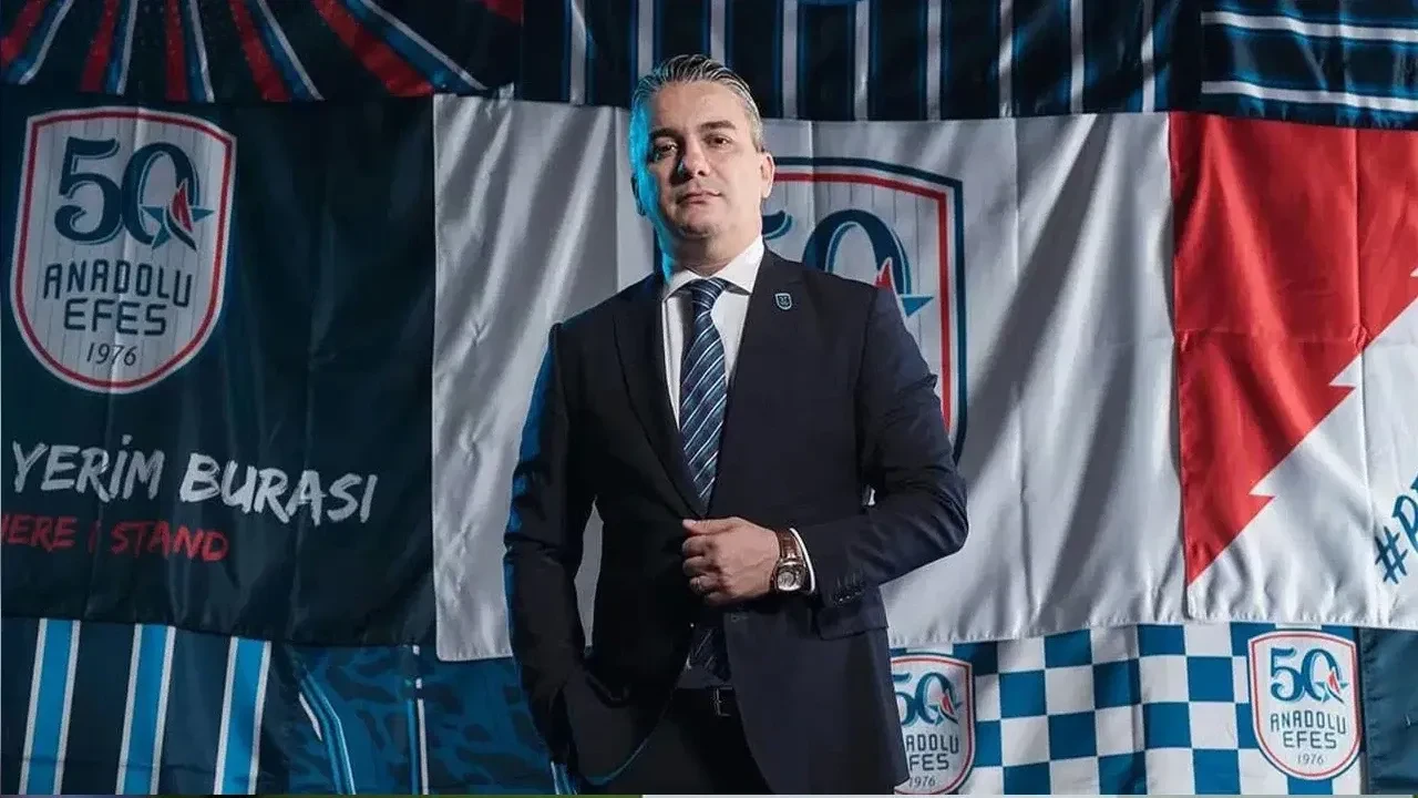 Anadolu Efes yönetiminde büyük değişiklik: İsmail Şenol'a veda edildi!