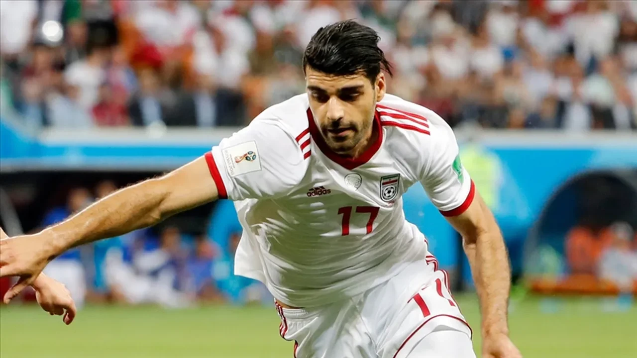 Dünyaca ünlü golcünün vatan sevgisi kariyerinin önüne geçti: Mehdi Taremi, İran'da savaşmak için cepheye gidiyor!