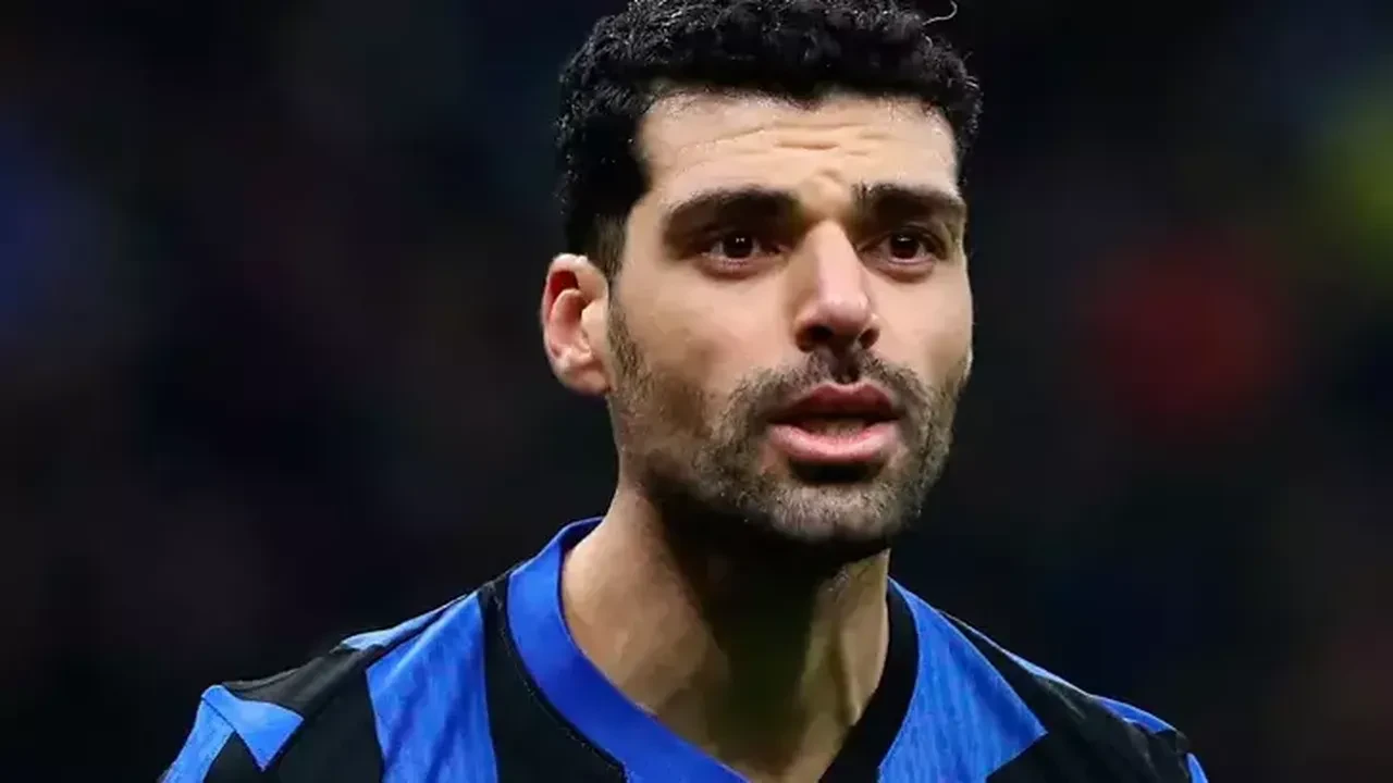 Dünyaca ünlü golcünün vatan sevgisi kariyerinin önüne geçti: Mehdi Taremi, İran'da savaşmak için cepheye gidiyor!