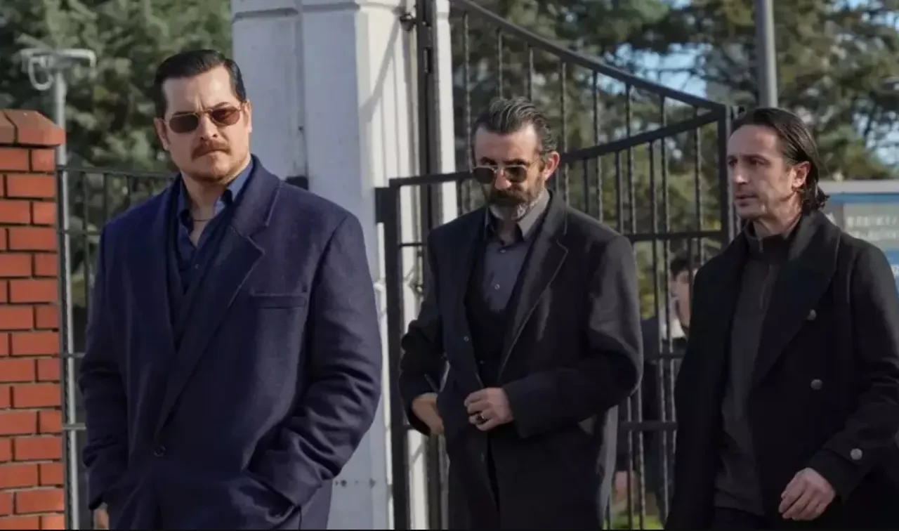 Eşref Rüya dizisi yeni bölüm ne zaman? Eşref Rüya dizisi hangi gün yayınlanıyor?