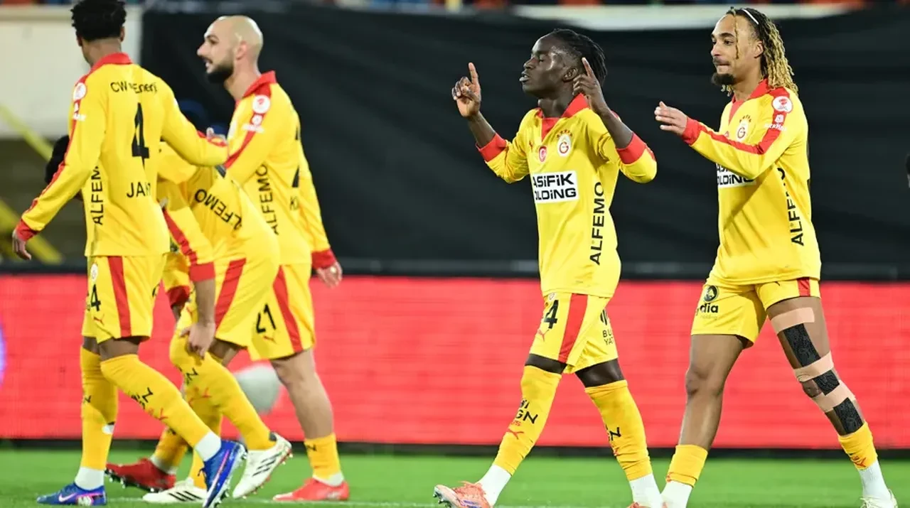 Galatasaray'ın genç yıldızı Renato Nhaga hedefi gösterdi!