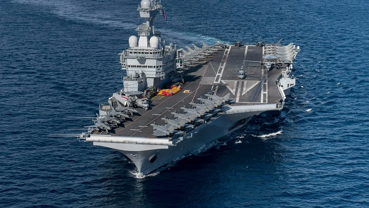 İngiltere ve Yunanistan'dan sonra Fransa'dan kritik hamle! Amiral gemisi Akdeniz'e gidiyor