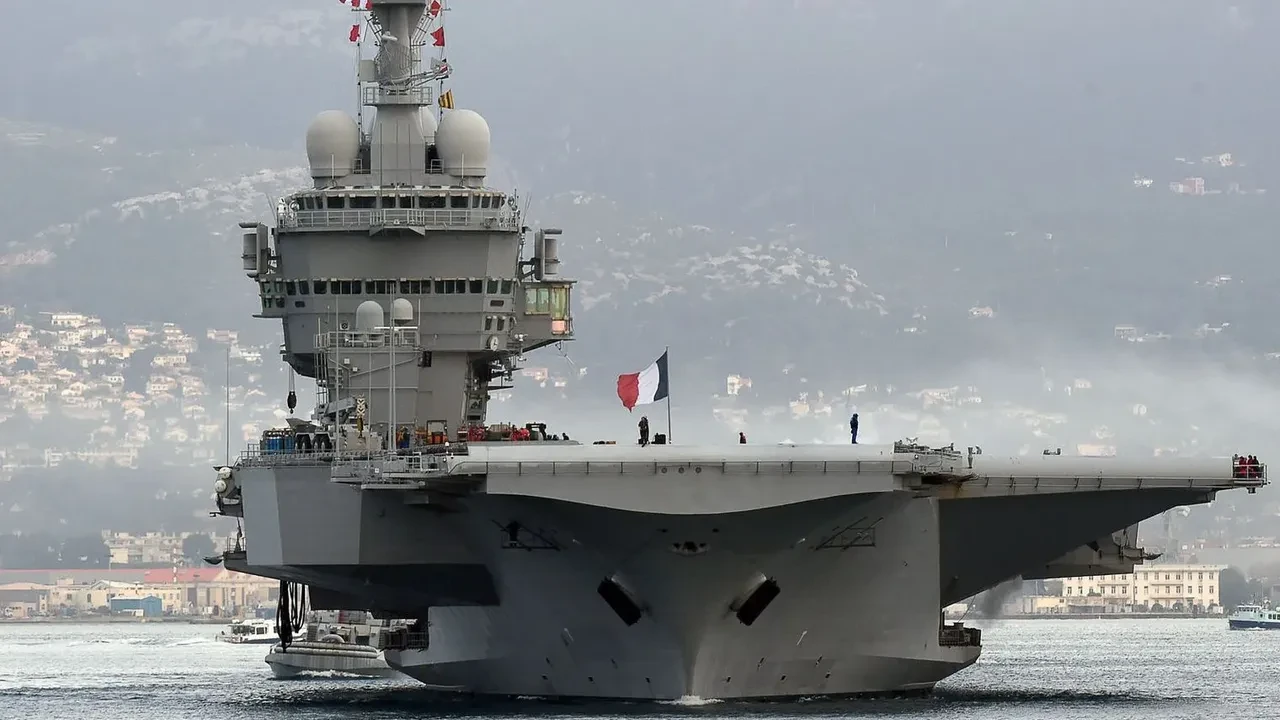 İngiltere ve Yunanistan'dan sonra Fransa'dan kritik hamle! Amiral gemisi Akdeniz'e gidiyor