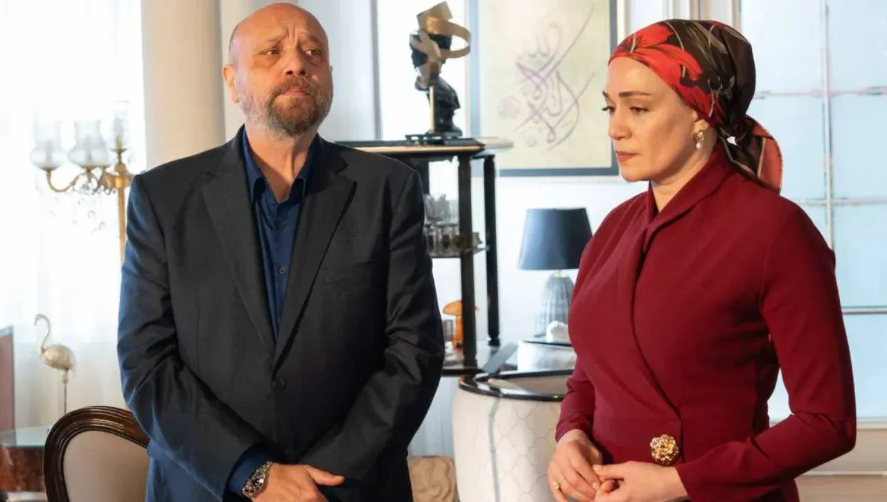 Kızılcık Şerbeti dizisinin sezon final tarihi belli oldu! Fenomen dizi için flaş karar