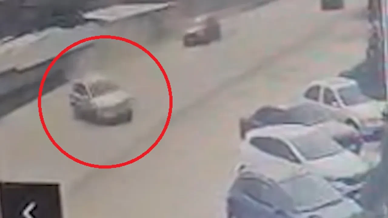 Korkunç kaza kameralara yansıdı! Kırıkkale'de otomobil böyle savruldu