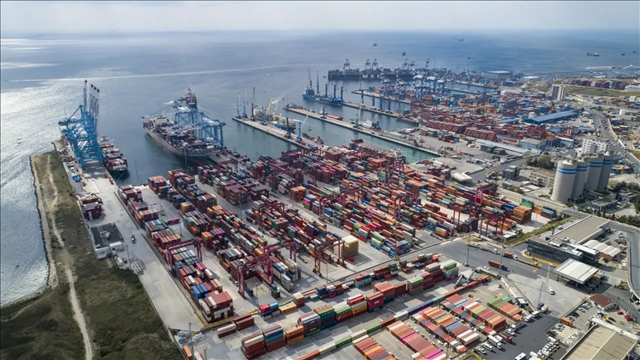 Mehmet Şimşek'ten 'dış ticaret' açıklaması! Ekonomimiz en az düzeyde etkileniyor 