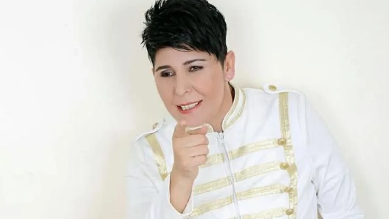 Şarkıcı Cansever’den hayranları korkutan haber! Lösemi tedavisinde kritik aşamada