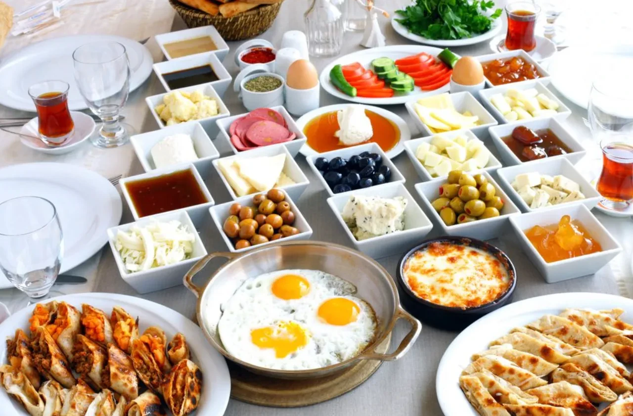 Tok tutan, dengeli ve hafif bir sahur tabağı menüsü! Sahur için en hafif ve pratik tarif