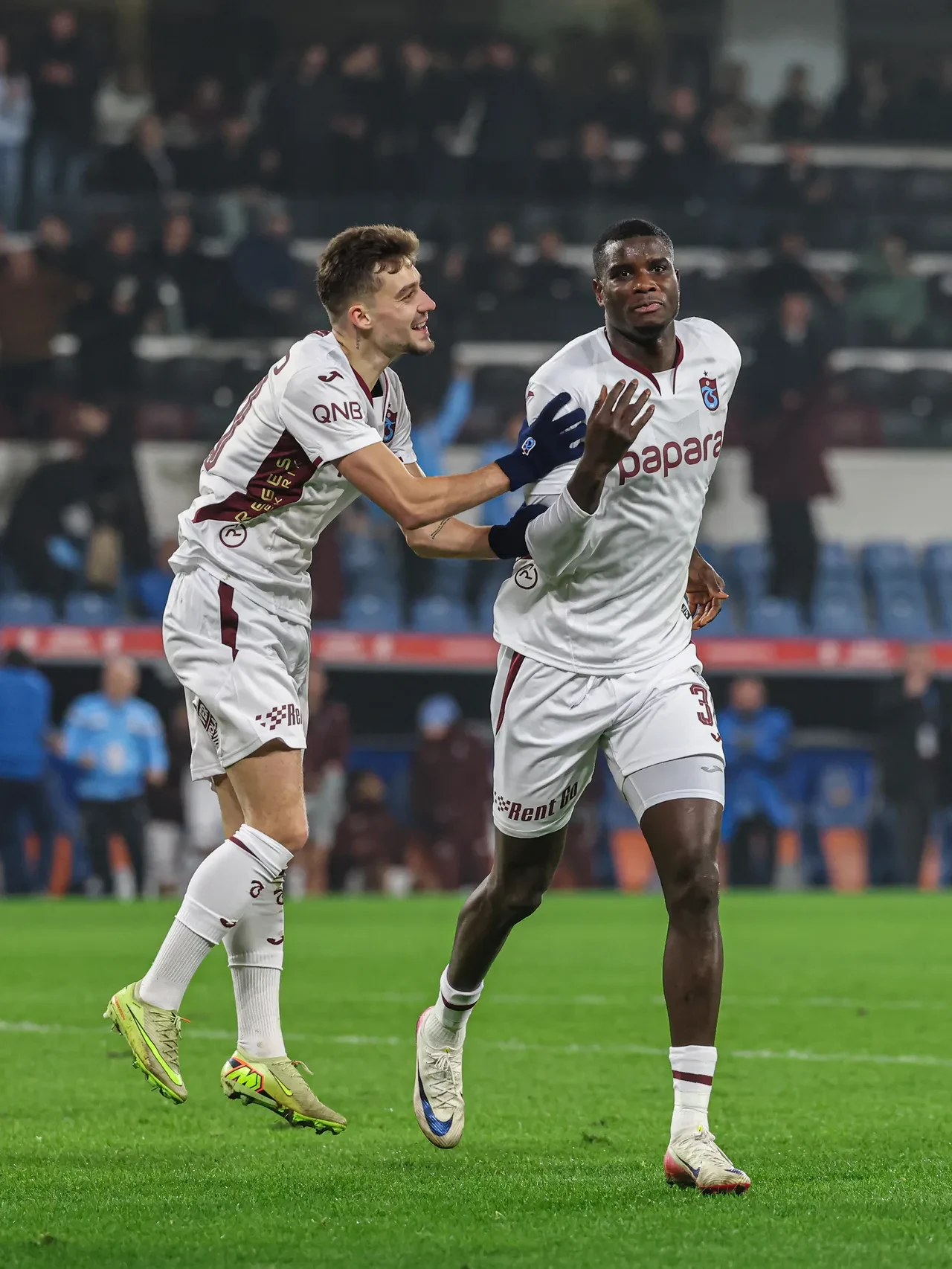 Trabzonspor Başakşehir deplasmanında kazandı: Türkiye Kupası'ndaki 6 gollü maçta bordo mavililer tur atladı!