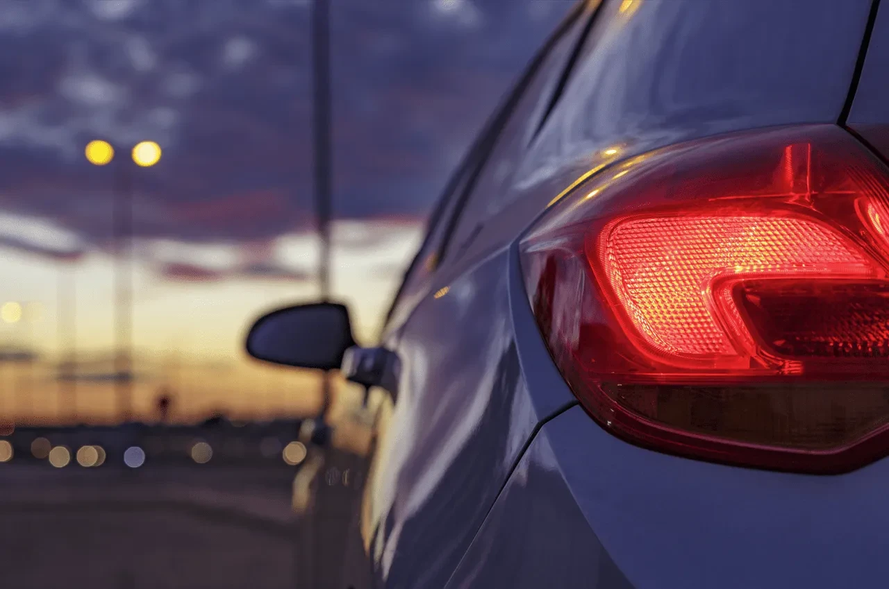 100 km hıza çıkınca arabanız beşik gibi sallanıyorsa aman dikkat! Gerçek sebebini duyunca çok şaşıracaksınız!