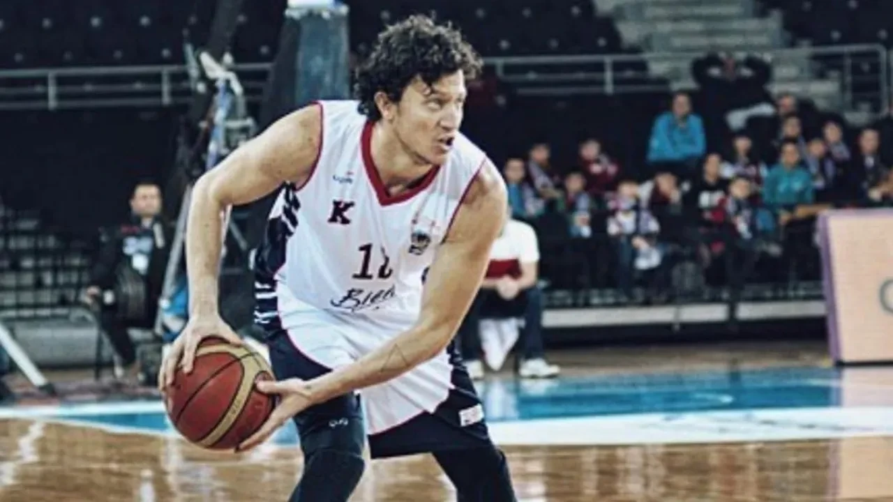 Caner Erdeniz kimdir? Caner Erdeniz kaç yaşında, aslen nereli, kiminle evli?