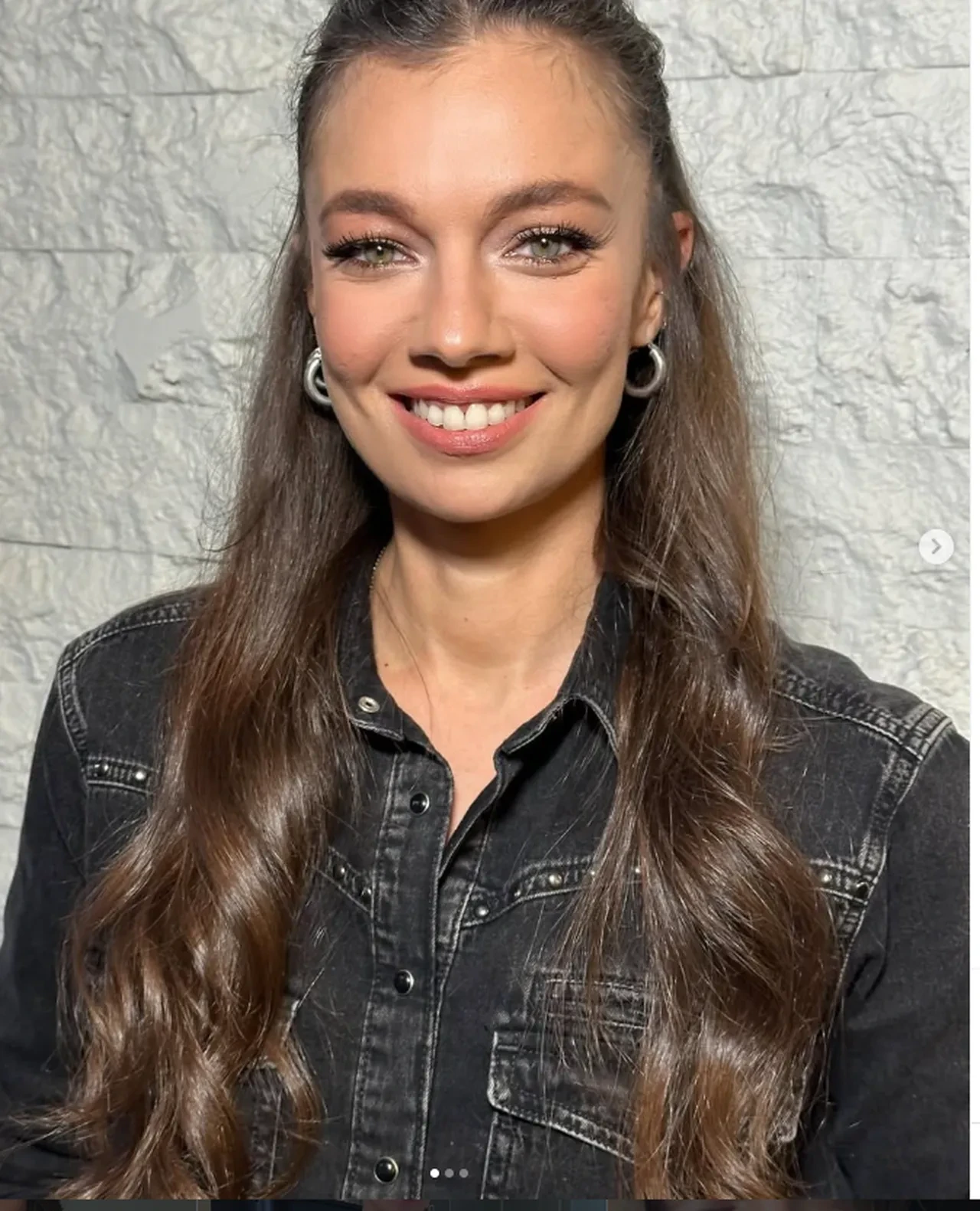 Ceyda Kasabalı, Adriana Lima ile poz verdi! Akıllara Merve Boluğur geldi