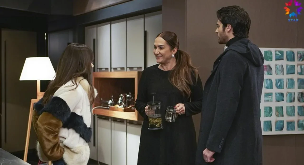 Yeşim Gül Akşar kimdir, kaç yaşında? Yeşim Gül Akşar hangi dizi ve filmlerde oynadı?