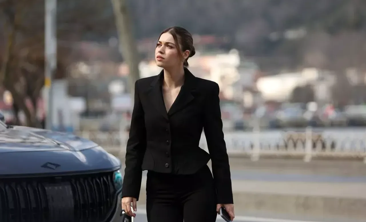 Abi dizisi bugün var mı? Abi dizisi 31 Mart Salı neden yok? 31 Mart ATV yayın akışı listesi ayrıntıları