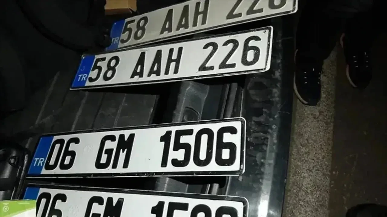 APP plaka kullananlara ağır para cezası! Uygulama yarın resmen başlıyor