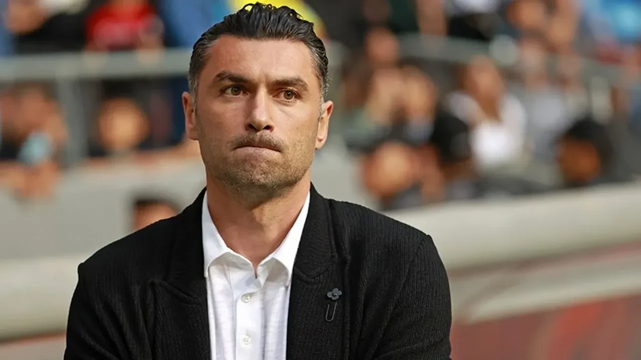Burak Yılmaz'dan milli takım paylaşımı: "Hep bir eksiklik"