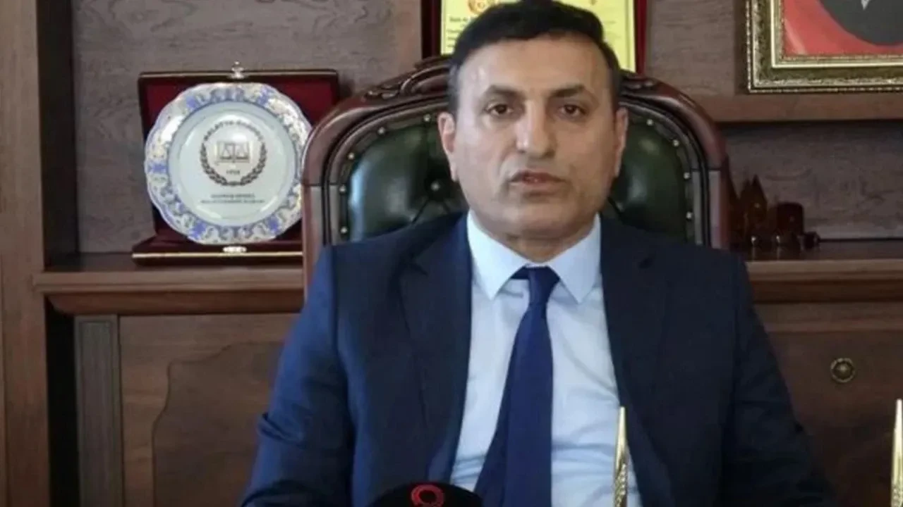 CHP'de sular durulmuyor! 2 belediye meclis üyesi ihraç edildi