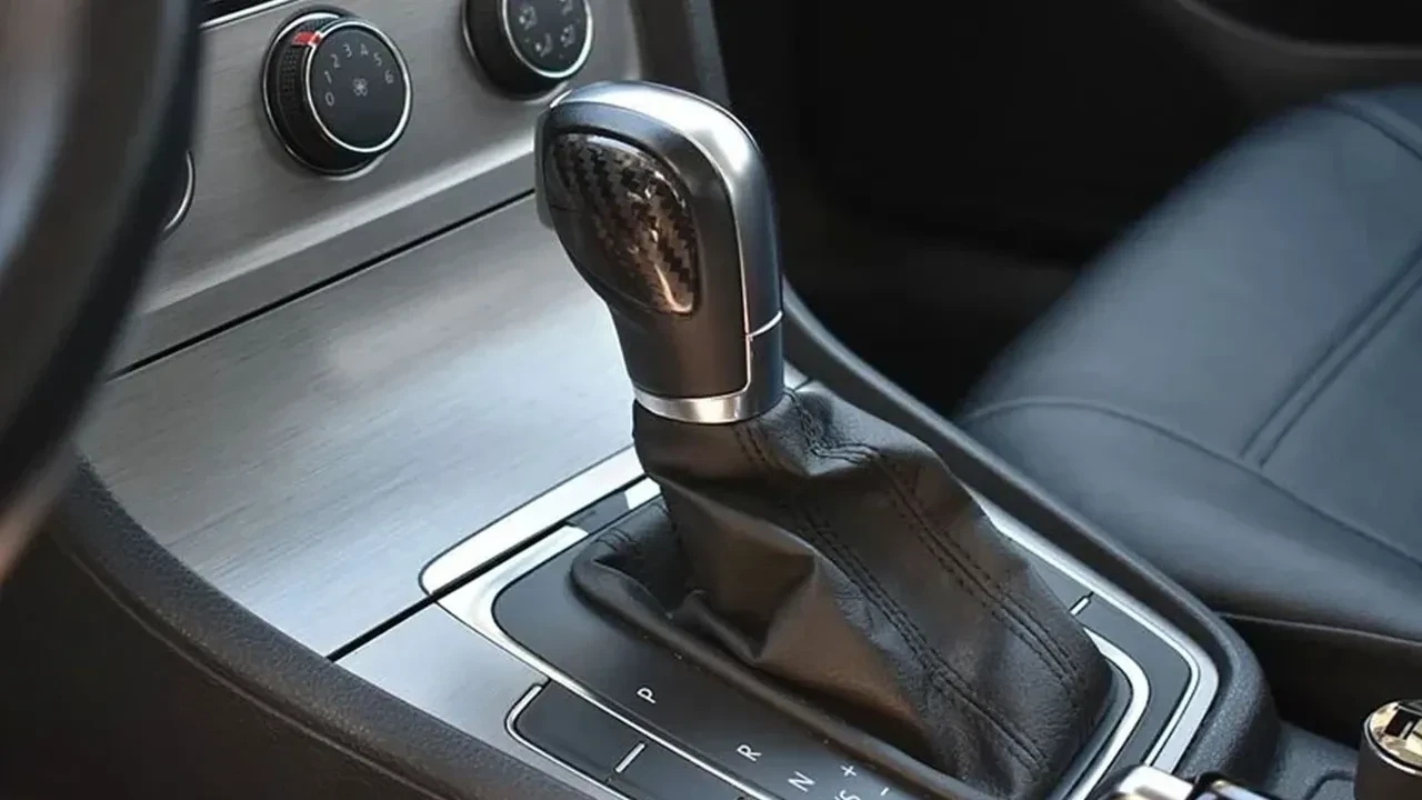 Debriyaja veda: 8 dev marka manuel vites defterini kapatıyor