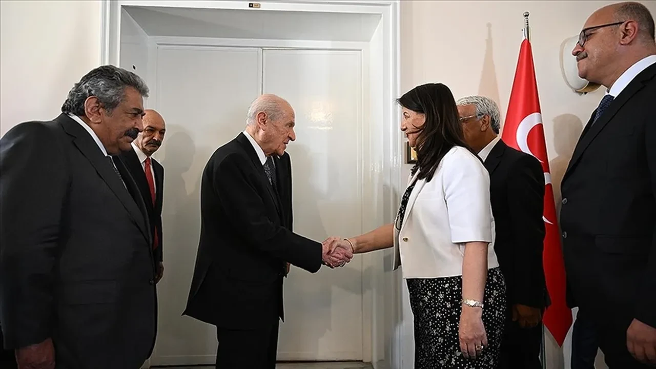 Devlet Bahçeli'den arınma çağrısı: CHP 4S'ye sıkıştı