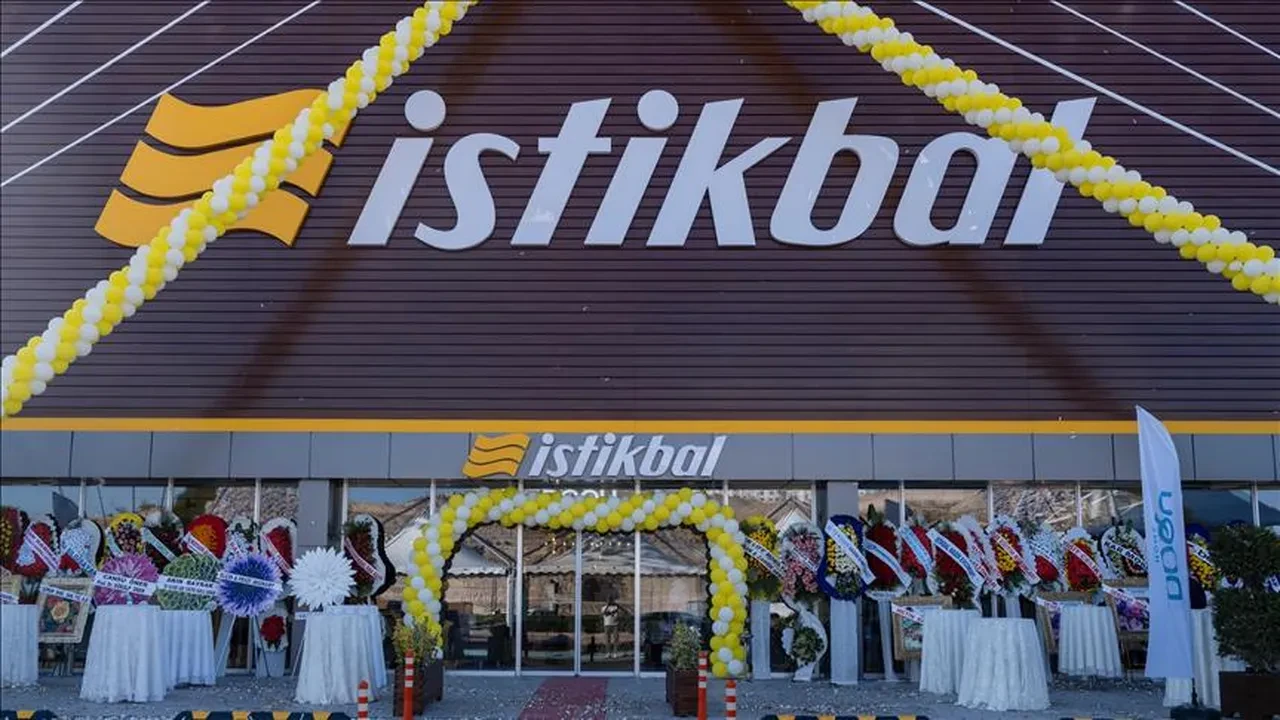 FETÖ nedeniyle el konmuştu! Mobilya devi 16 milyar liraya satılıyor