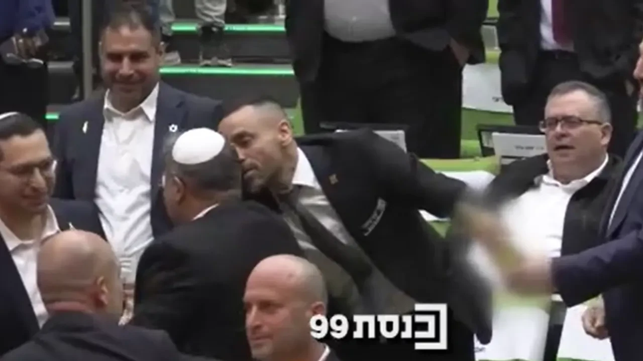 Filistinlilere idam yasasına küstah kutlama! İsrailli vekiller mecliste içki dağıttı