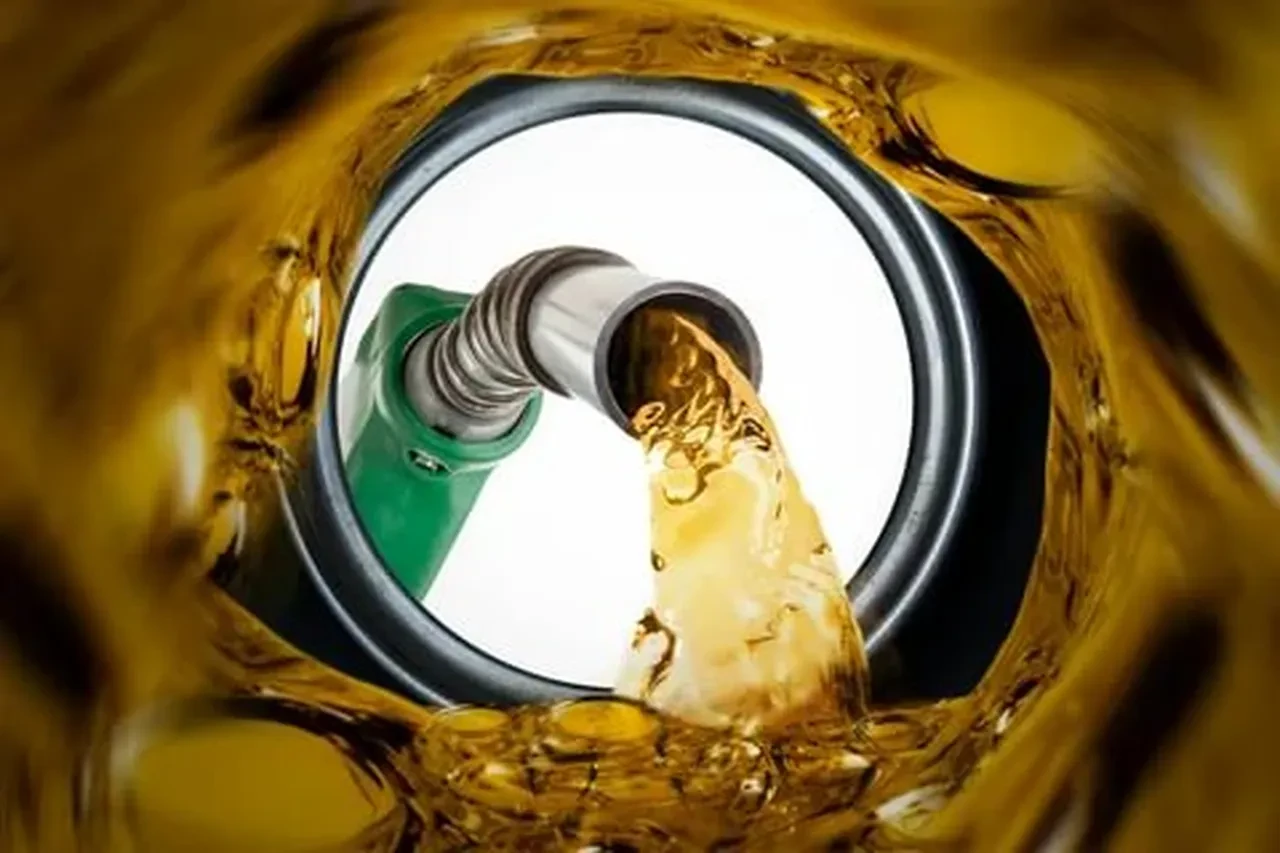 Güncel benzin, motorin, LPG fiyatları: 31 Mart 2026 Akaryakıt, benzin, motorin, LPG fiyatı zam, indirim geldi mi?