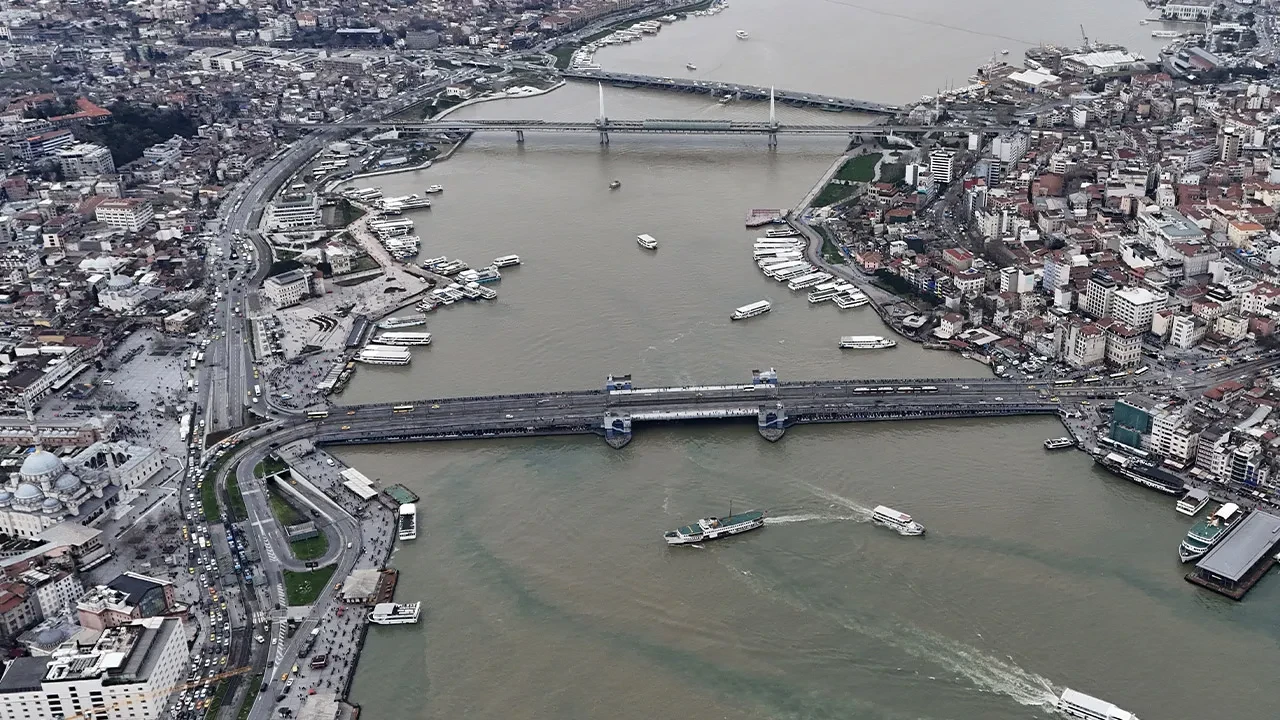 Hindistan sanıldı ama İstanbul! Yağış sonrası Haliç'in son hali ortaya çıktı