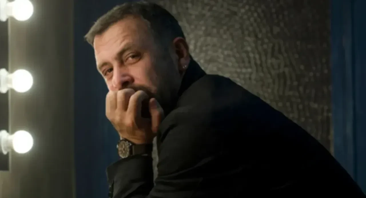 İstanbul Hatırası dizisinin başrol oyuncusu Nejat İşler'in partneri Özge Borak oldu! Özge Borak'ın İstanbul Hatırası'ndaki rolü ne olacak?