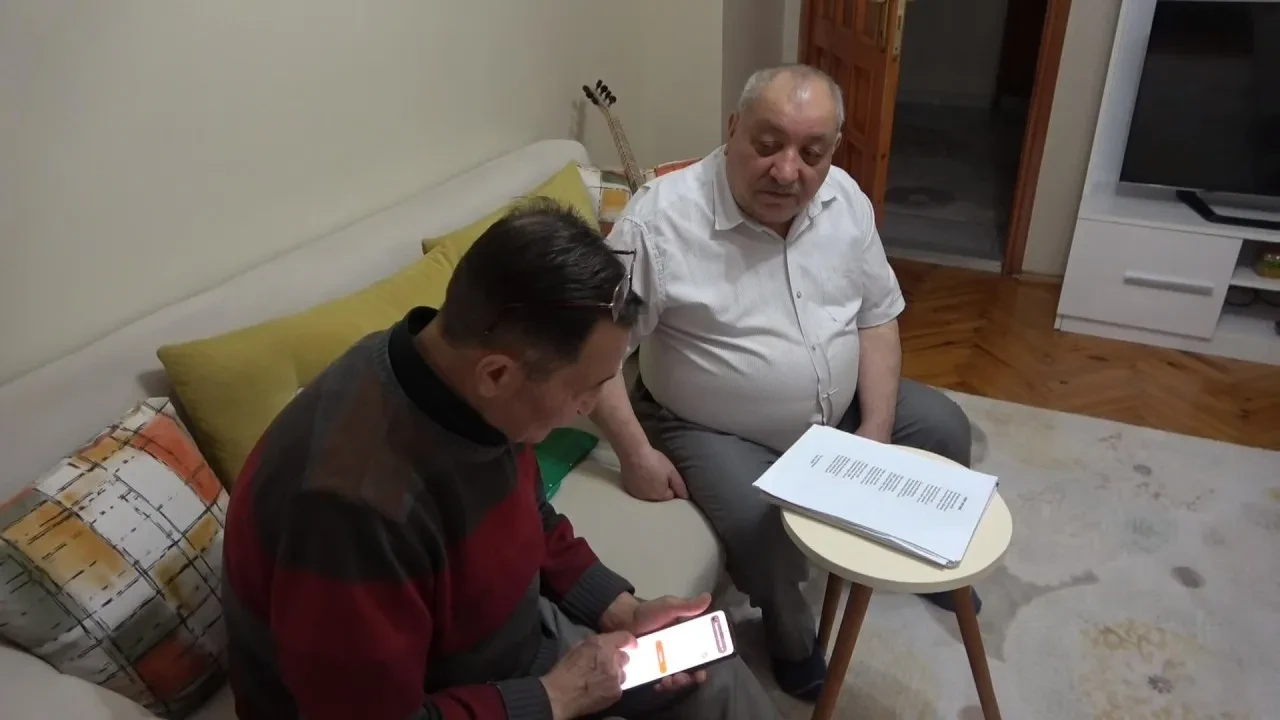 Kimse eserlerini okumadı, çareyi yapay zekada buldu! Tıklanma rekorları kırıyor