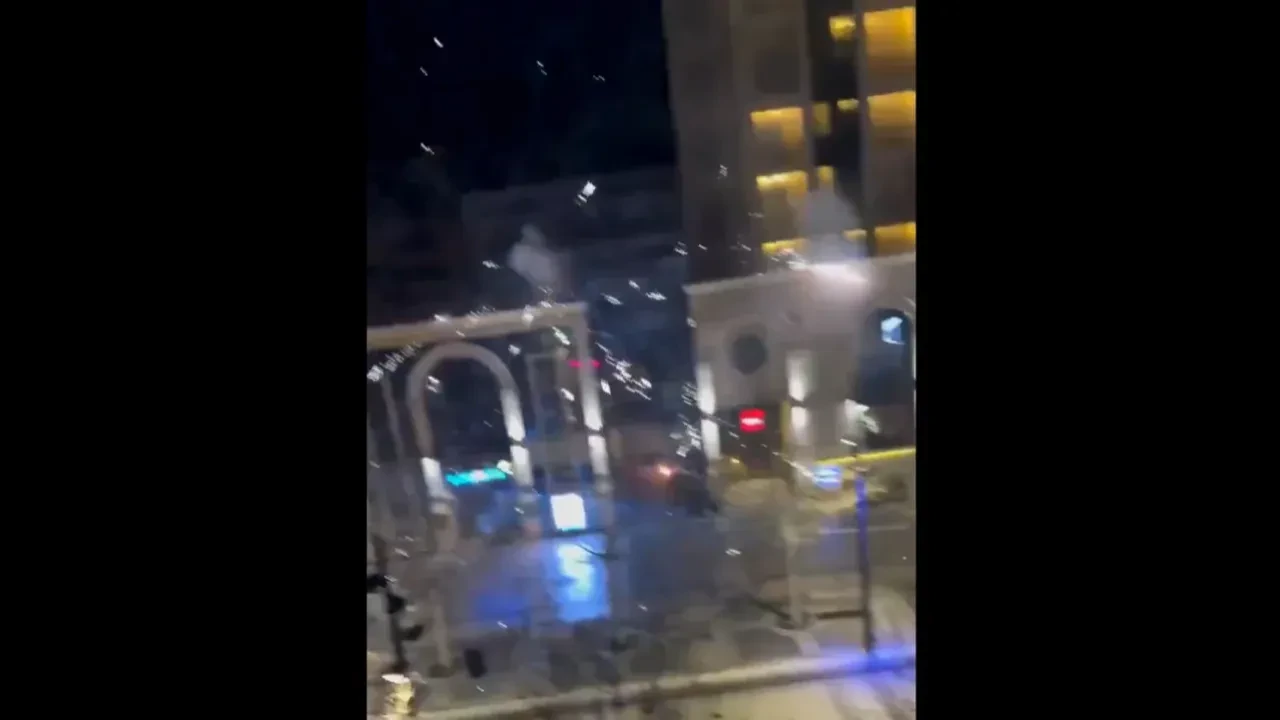 Kosova Türkiye maçı öncesi havai fişek şoku: Milli takımımıza 'Gürültülü' karşılama!