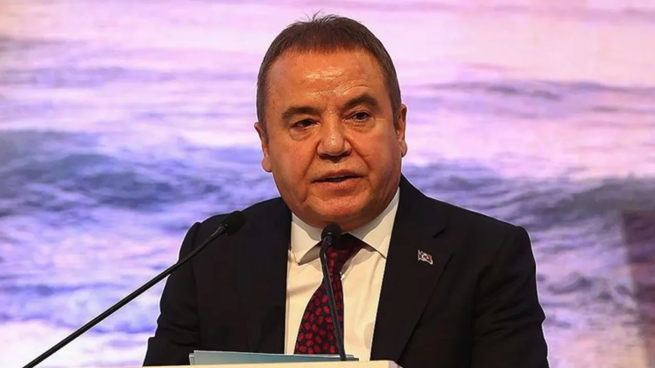 Muhittin Böcek'in danışmanı ve çalışanı tutuklandı