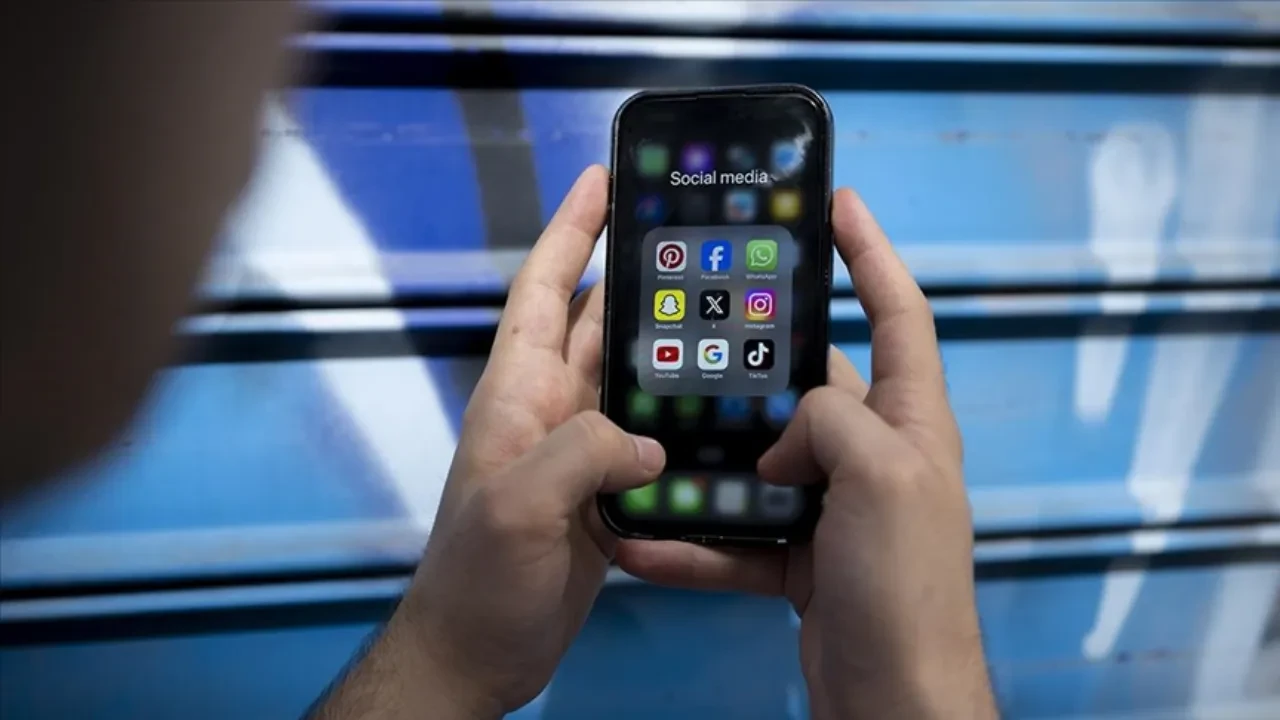 15 yaşından küçük çocuklara sosyal medya sınırlanıyor! Kanun teklifi TBMM'ye sunuldu