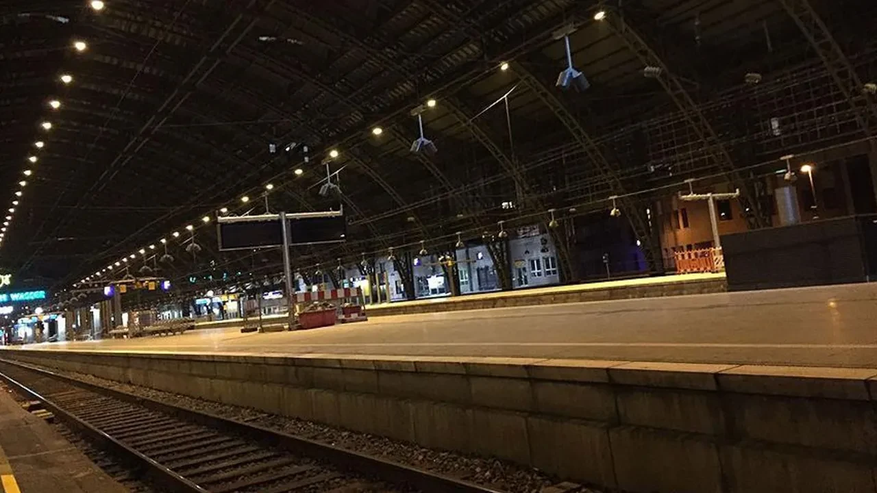 Almanya'da bomba alarmı! Tren istasyonu tahliye edildi