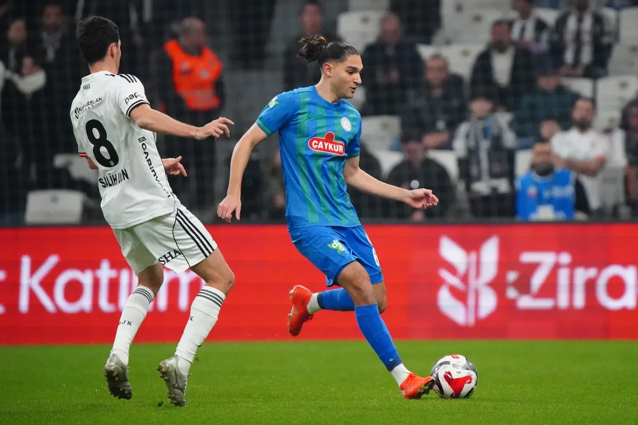 Beşiktaş Çaykur Rizespor'u farklı mağlup etti ve Türkiye Kupası'nda çeyrek finale yükseldi!