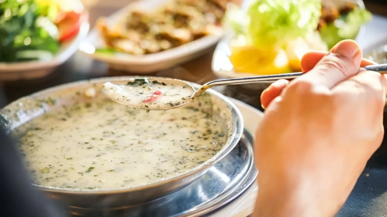 İftar sofralarını süsleyen şifa deposu çorba! Bağışıklığı güçlendiriyor