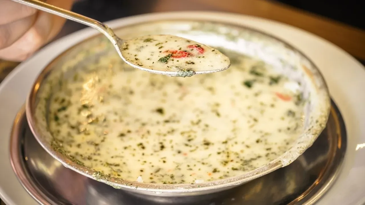 İftar sofralarını süsleyen şifa deposu çorba! Bağışıklığı güçlendiriyor