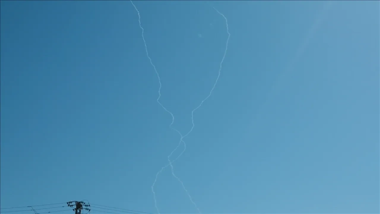 İran’dan Körfez ülkelerine 468 balistik füze fırlatıldı