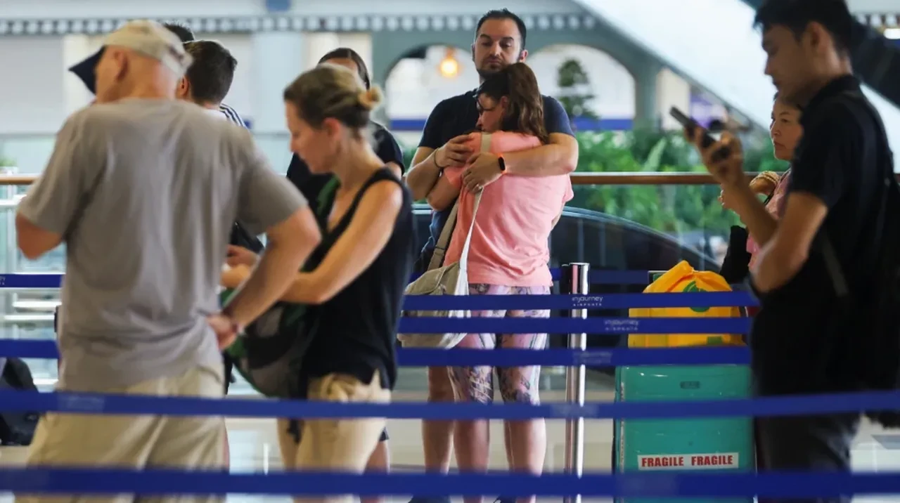 Körfez’de "hava köprüsü" kuruldu! BAE, İran misillemesi nedeniyle mahsur kalan 17 bin yolcuyu tahliye etti